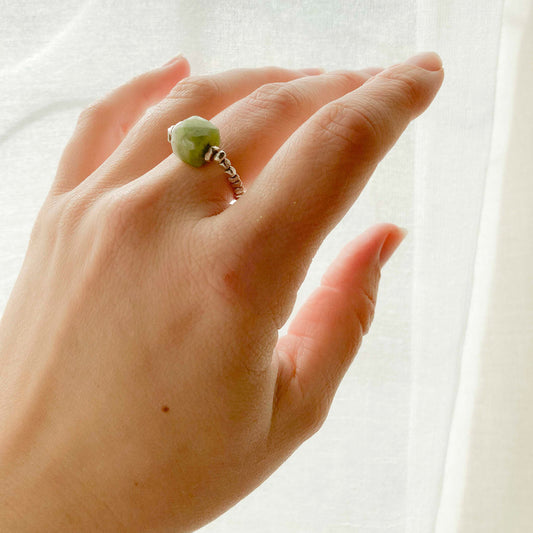 Anello Argento Cubo Granato Verde
